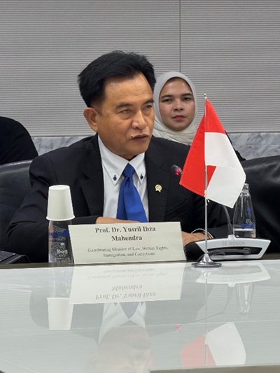 (画像)会談の様子 インドネシア ユスリル調整大臣