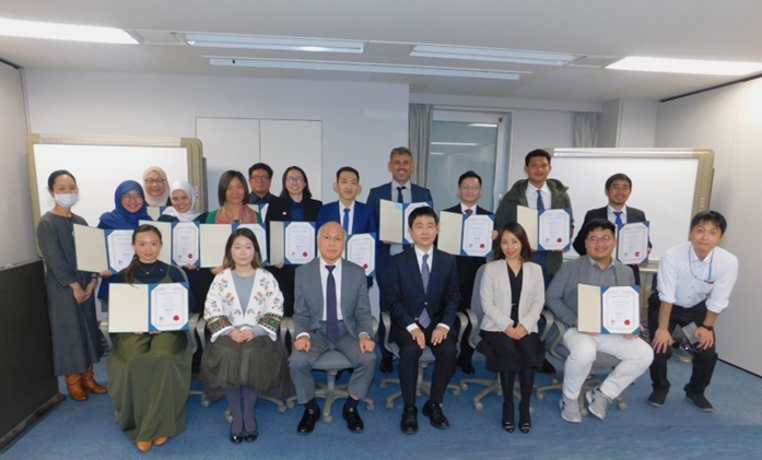 (Photo) Completion ceremony