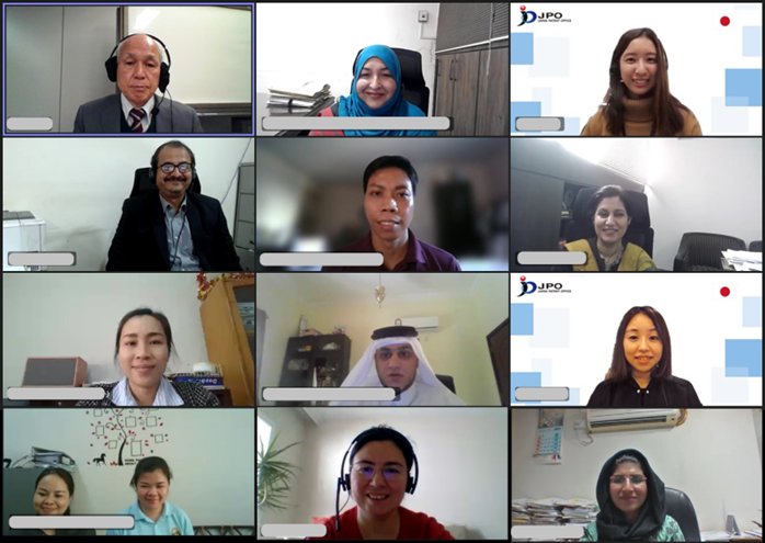 (Photo 2) Hearing session (hosted by trainer in Japan)