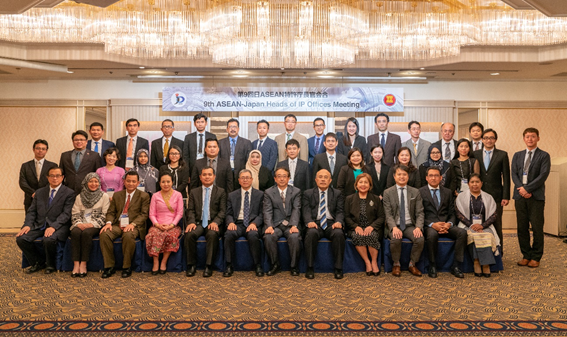 (photo)Group photo