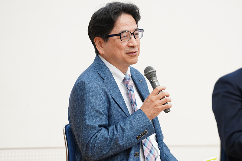 Photo - Moderator: Dr. OSHIMA (Science Tokyo)
