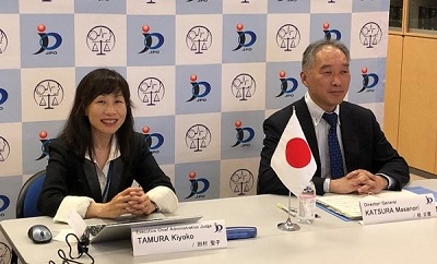 （Photo-2）JPO’s Director-General KATSURA (Right)JPO’s Executive Chief Administrative Judge TAMURA (Left)