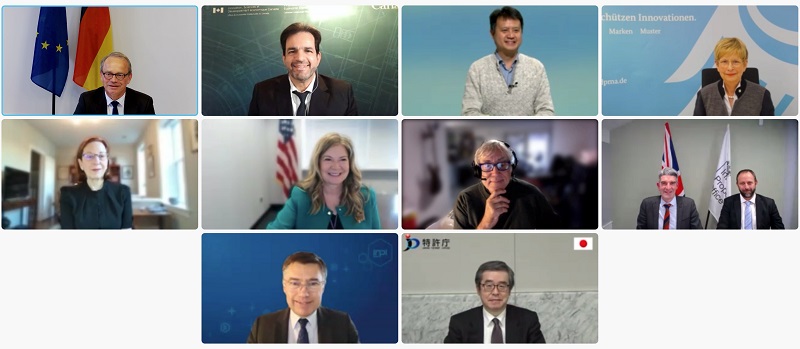(photo) Photo of participants