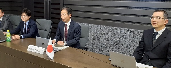 （Photo-1）YASUDA Futoshi, Director-General, Trial and Appeal Department (TAD) of the JPO (second from right)