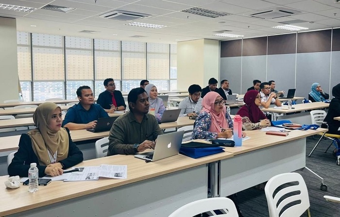 (photo-2) Face-to-face training