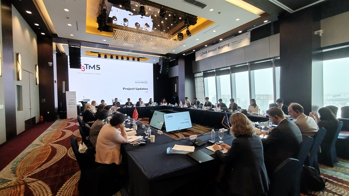 (photo-3) TM5 Annual Meeting