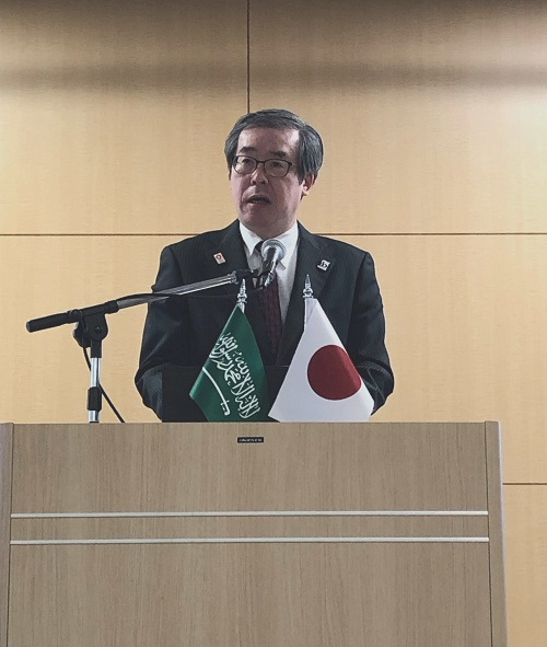 (photo-3) Opening Remarks by Mr. HAMANO, Commissioner of the JPO at the seminar