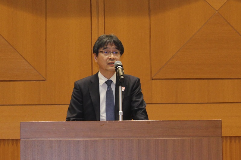 (Photo-1) Opening Remarks by Mr. ONO Yota, Commissioner of the JPO