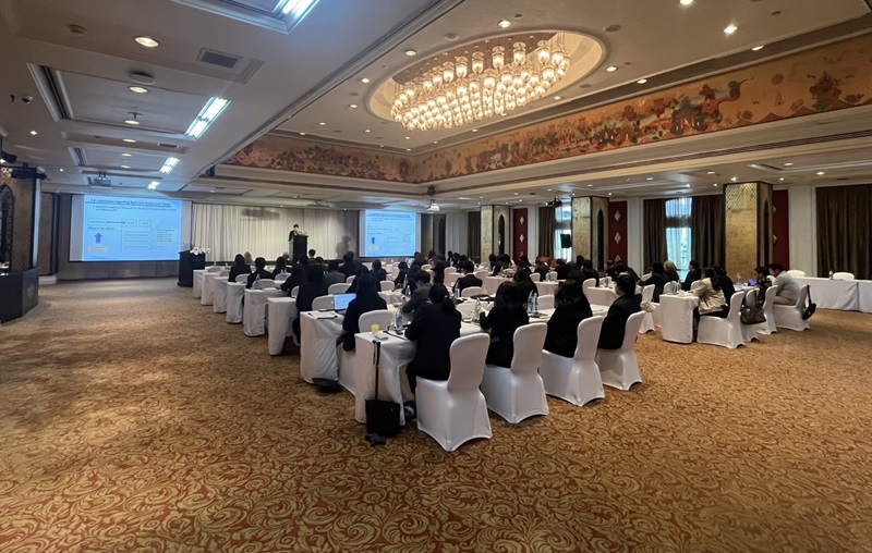 (Photo-1) Workshop Session