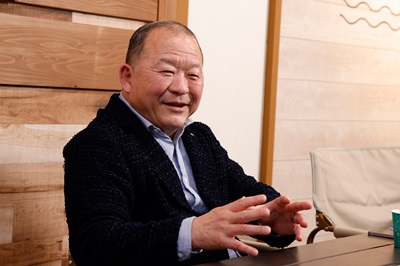 (写真1)式会社ロゴスコーポレーション 代表取締役社長 柴田茂樹氏