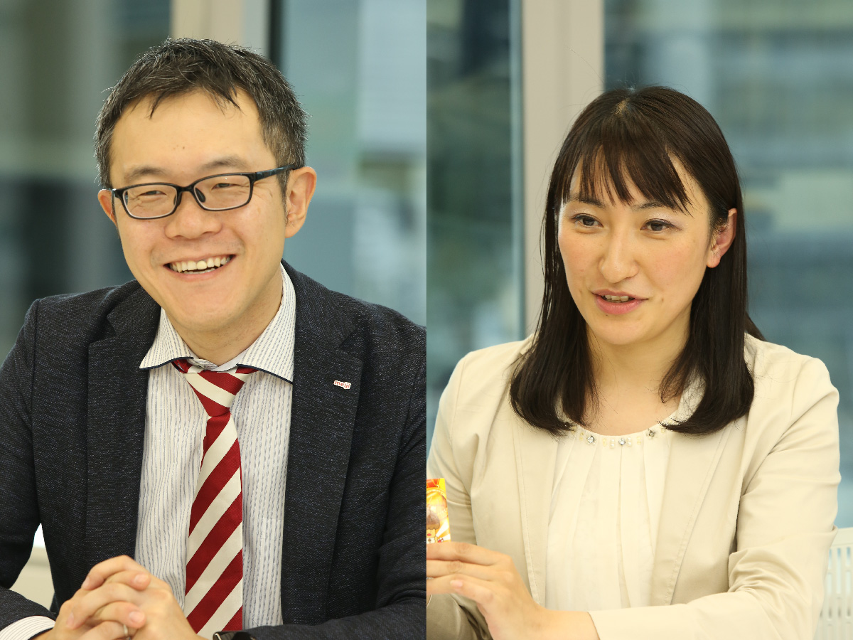 【左】菓子マーケティング部マーケティンググループの木原純さんの写真【右】デザイン企画部商標グループの長尾美紗子さんの写真