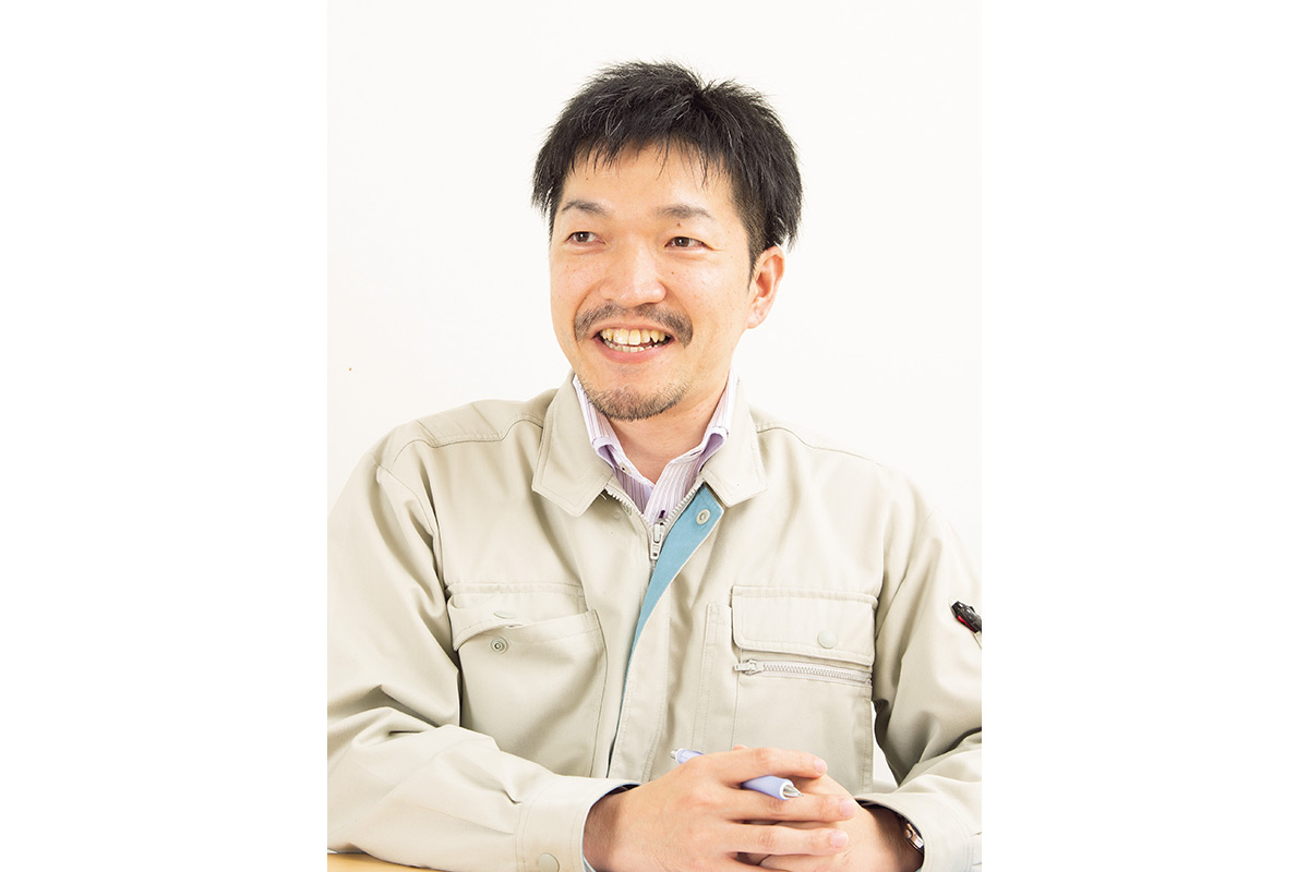 衣斐豊祐知的財産部部長の写真