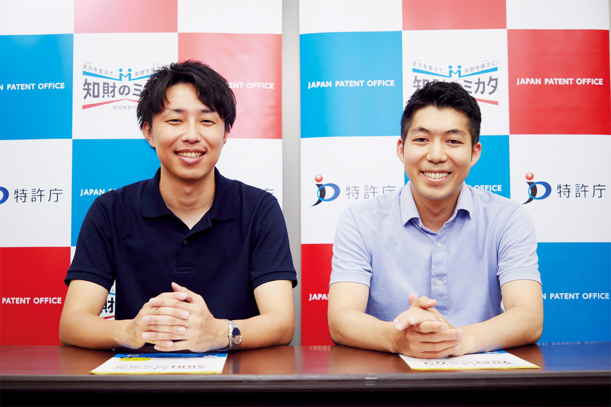 右から太田尭久、溝口努の写真