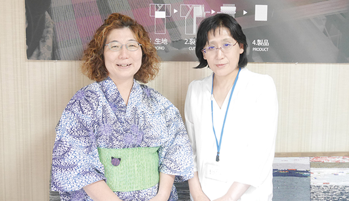 右から石頭悦さん、佐藤清子さんの写真