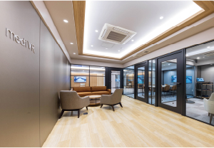 株式会社mediVR