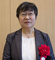 （写真）早稲田　祐美子 氏