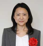 （写真）小泉　志保　氏