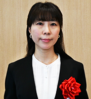 （写真）高下 裕子　氏