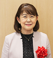 （写真）山田　理恵　氏　［東北電子産業株式会社　代表取締役社長］