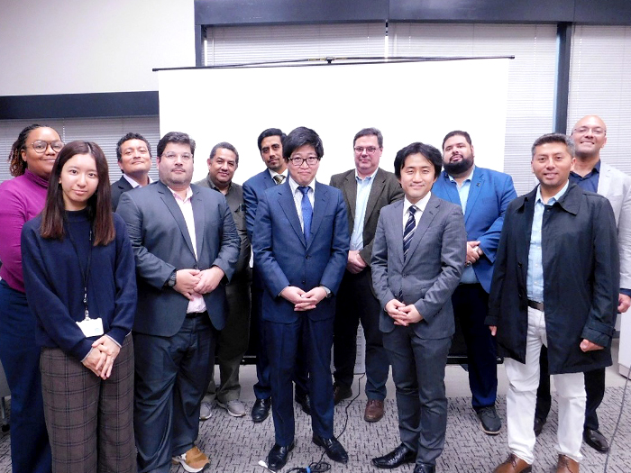 (Photo) Company visit to HONDA Welcome Plaza AOYAMA, Honda Motor Co., Ltd. Thank you to the company for your cooperation!