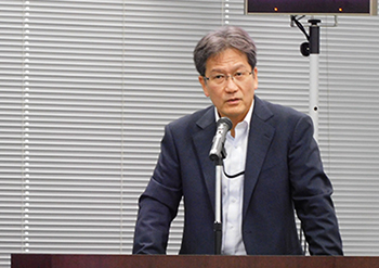 （写真2）澤井審査第一部長による歓迎の挨拶
