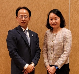 （写真）ナワラット国際部長（タイ）との会談