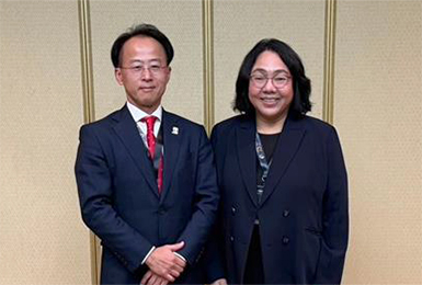 Photo - Bilateral meeting with Assistant Director General Chiyawan (Thailand) * On the left is JPO Director MATSUSHITA Koichi.