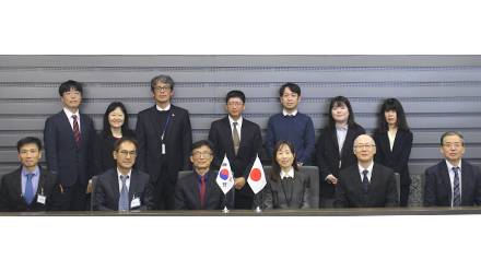（写真）第12回日韓審判専門家会合