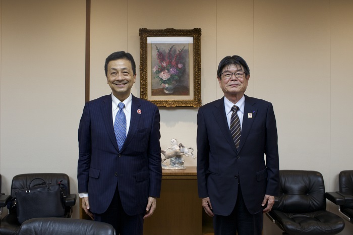 （写真）住友電気工業株式会社との意見交換 森長官・井上社長