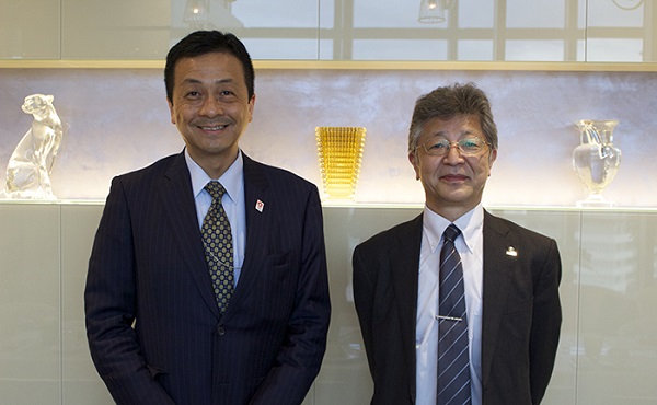 （写真）大阪工業大学との意見交換 森長官・井上学長