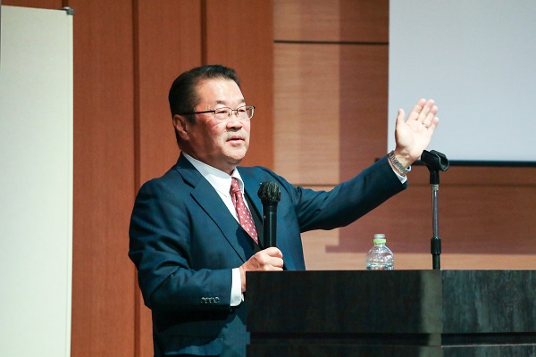 （写真）登壇する永井氏