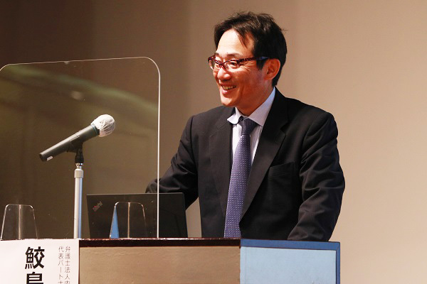 （写真）鮫島氏