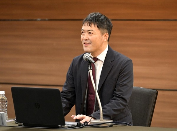 （写真）小林 氏