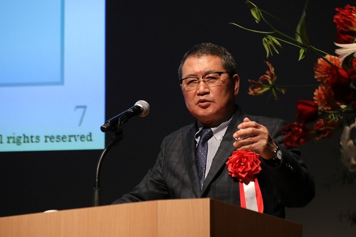 （写真）株式会社ダイセル小河義美代表取締役社長による基調講演