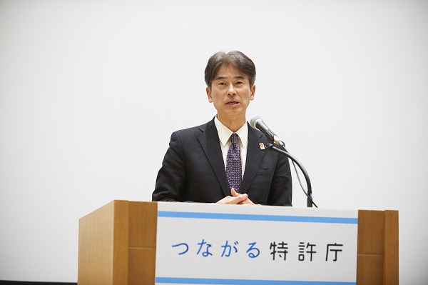 （写真2）東北経済産業局 局長 戸邉 千広