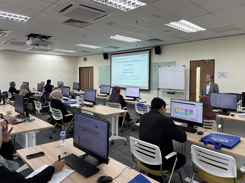 Photo - Face-to-face training
