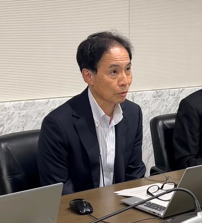 （写真2）安田特許技監