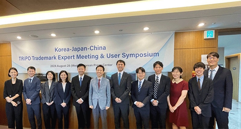 Photo - Participants from each office