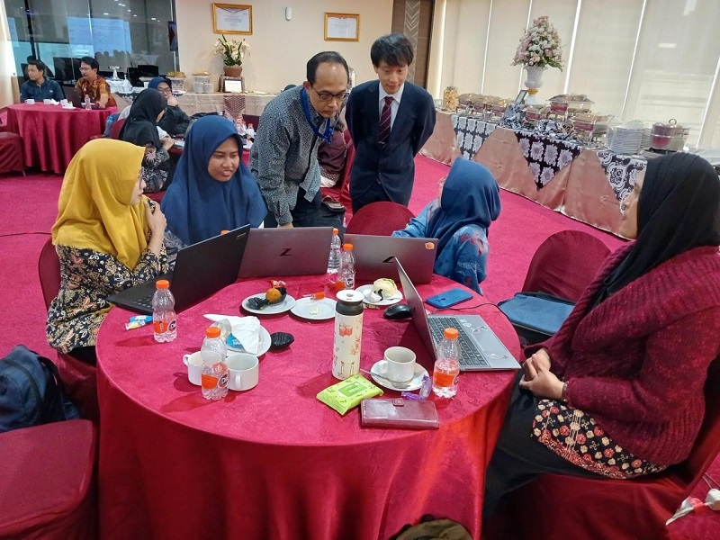 Photo - Face-to-face training
