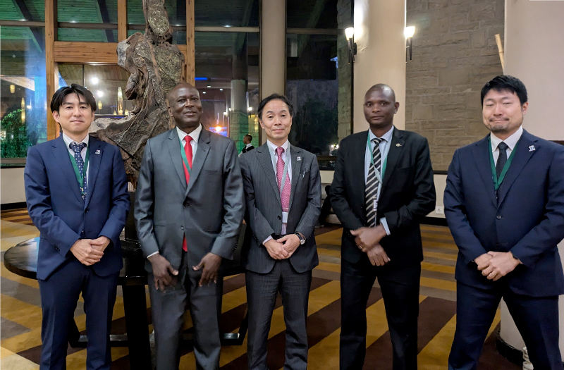 Photo - Bilateral Meeting with KIPI (Kenya)  Mr. ONYANGO, Managing Director, KIPI (the second from the left)