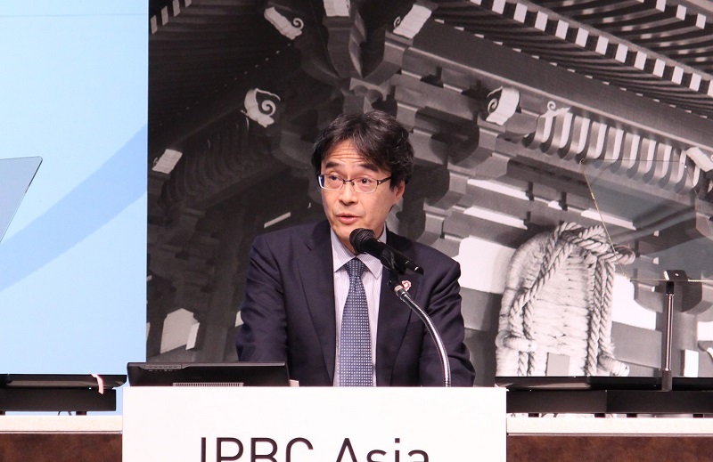 （写真）小野長官　基調講演の様子