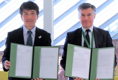 （画像）フォール長官（フランス）との会談 