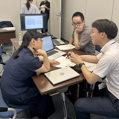 （写真）協議の様子（2）