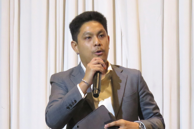 （写真）講演・質疑応答の様子