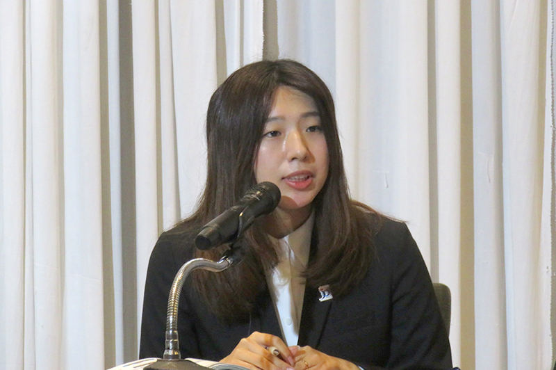 （写真）講演・質疑応答の様子