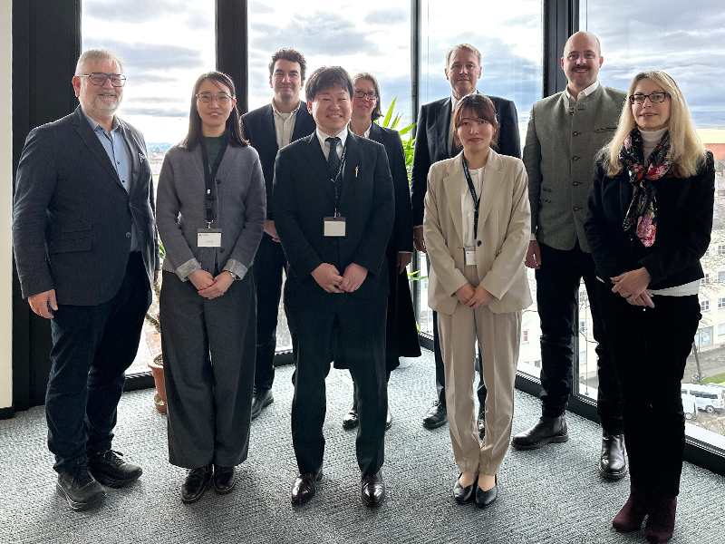 （写真）両庁の参加者