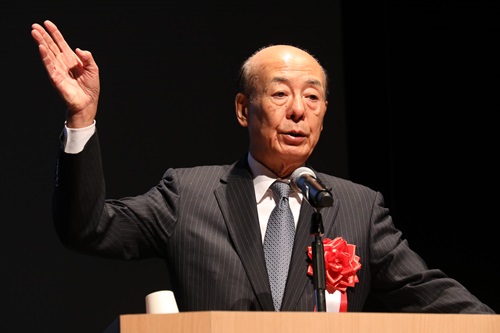 （写真1）基調講演1 - 株式会社アシックス　廣田 康人 代表取締役会長CEO