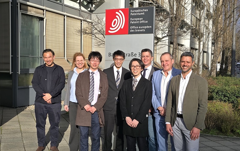 （写真）両庁の参加者