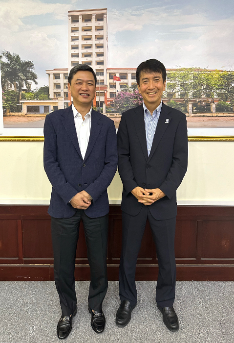 (画像)IPVNとの会談(左:IPVN ロン長官、右:特許庁 河西長官)
