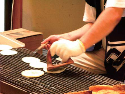 写真：草加せんべい